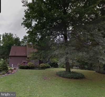 Home For Sale in Elizabethtown, Pennsylvania