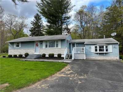 Home For Sale in Wolcott, Connecticut