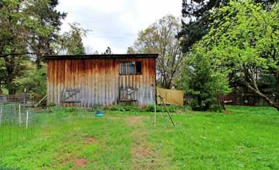 Home For Sale in Merlin, Oregon