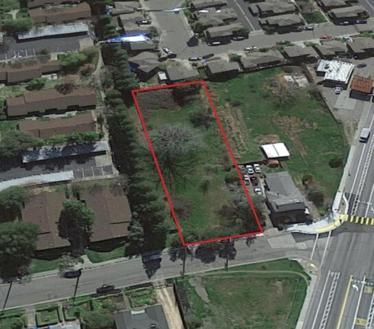 Picture of Residential Land For Sale in Cloverdale, California, United States