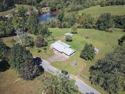 Home For Sale in Centerville, Tennessee