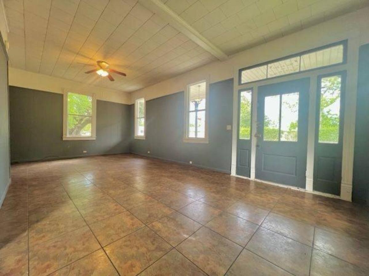 Picture of Home For Sale in Patterson, Louisiana, United States