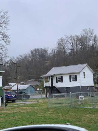Home For Sale in Kenova, West Virginia