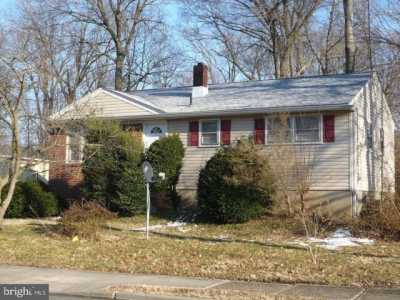 Home For Sale in Maple Shade, New Jersey
