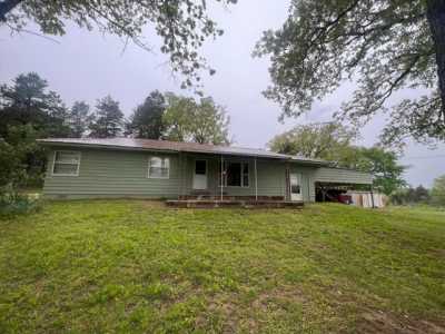 Home For Sale in Caulfield, Missouri