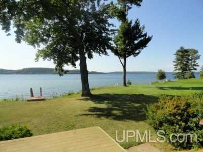 Home For Sale in Munising, Michigan