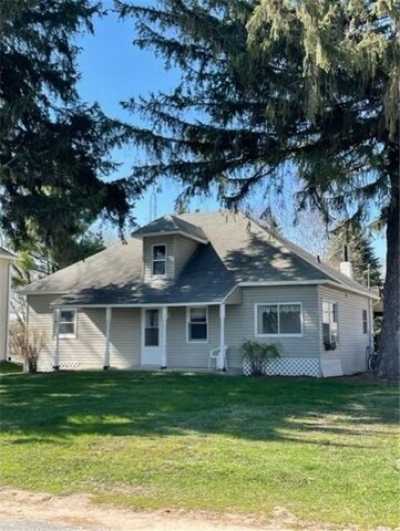 Home For Sale in Elgin, Minnesota