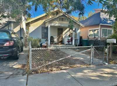 Home For Sale in Patterson, California