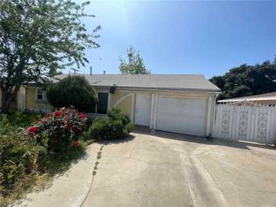 Home For Sale in Montclair, California
