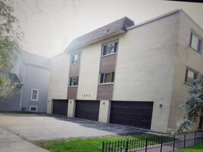 Home For Rent in Des Plaines, Illinois
