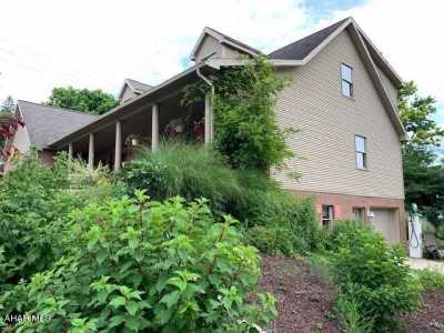 Home For Sale in Bedford, Pennsylvania