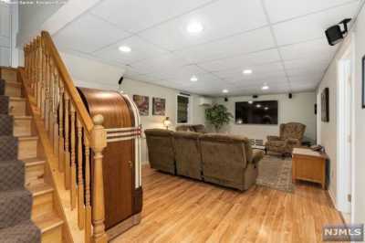 Home For Sale in Wanaque, New Jersey