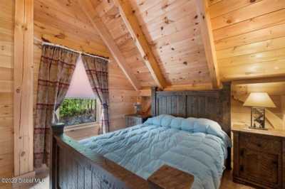 Home For Sale in Adirondack, New York