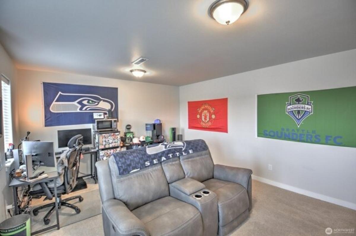 Picture of Home For Sale in Tumwater, Washington, United States