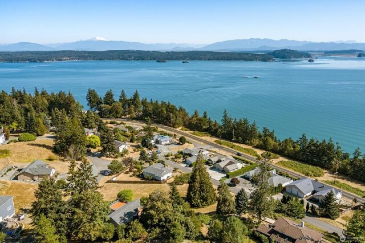 Picture of Residential Land For Sale in Oak Harbor, Washington, United States
