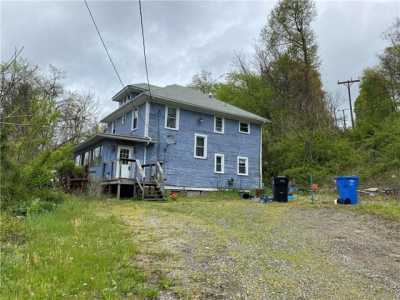 Home For Sale in Larimer, Pennsylvania