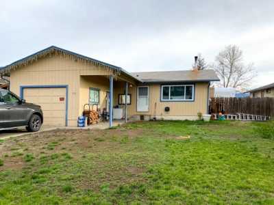 Home For Sale in Montague, California