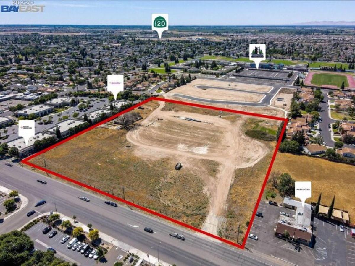 Picture of Residential Land For Sale in Manteca, California, United States
