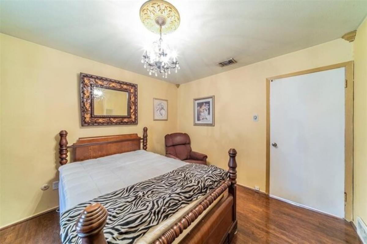 Picture of Home For Sale in Duncanville, Texas, United States
