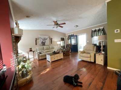 Home For Sale in Springville, Tennessee