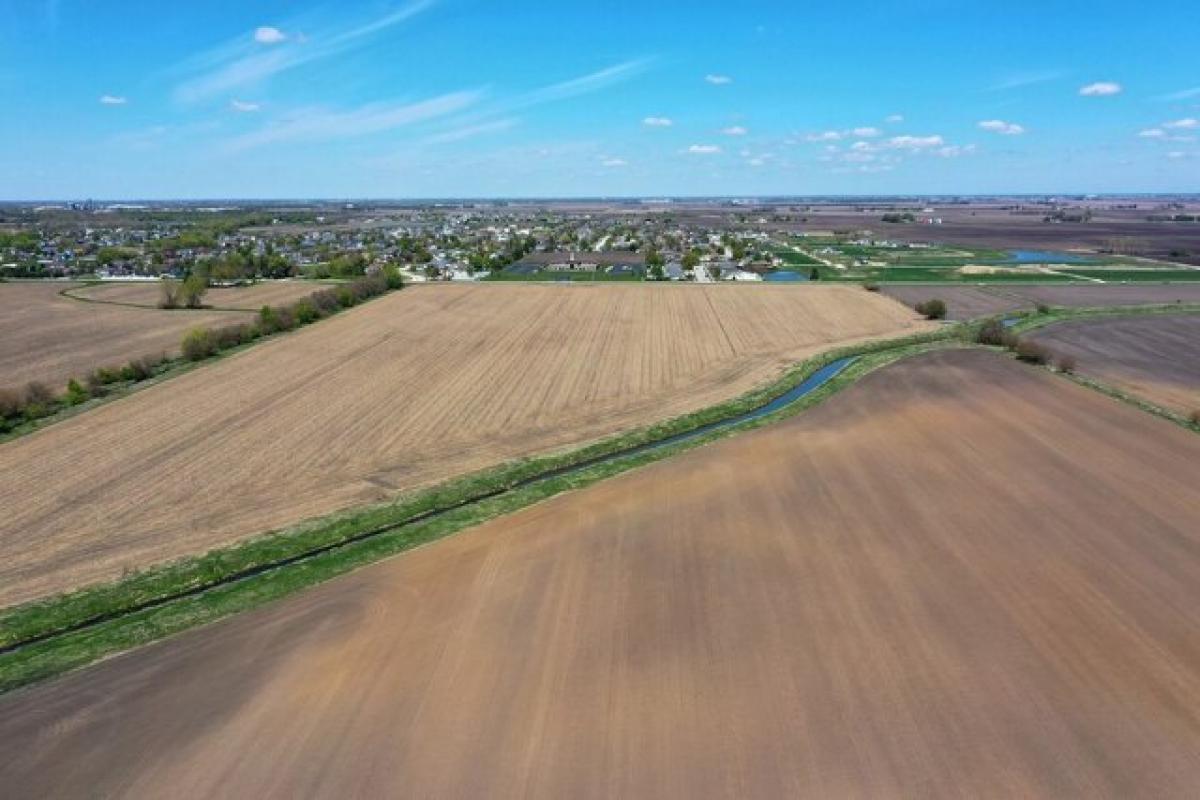Picture of Residential Land For Sale in Bourbonnais, Illinois, United States