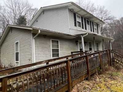 Home For Sale in Darlington, Pennsylvania