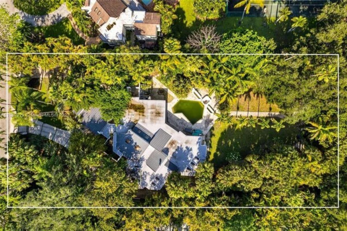 Picture of Home For Sale in South Miami, Florida, United States
