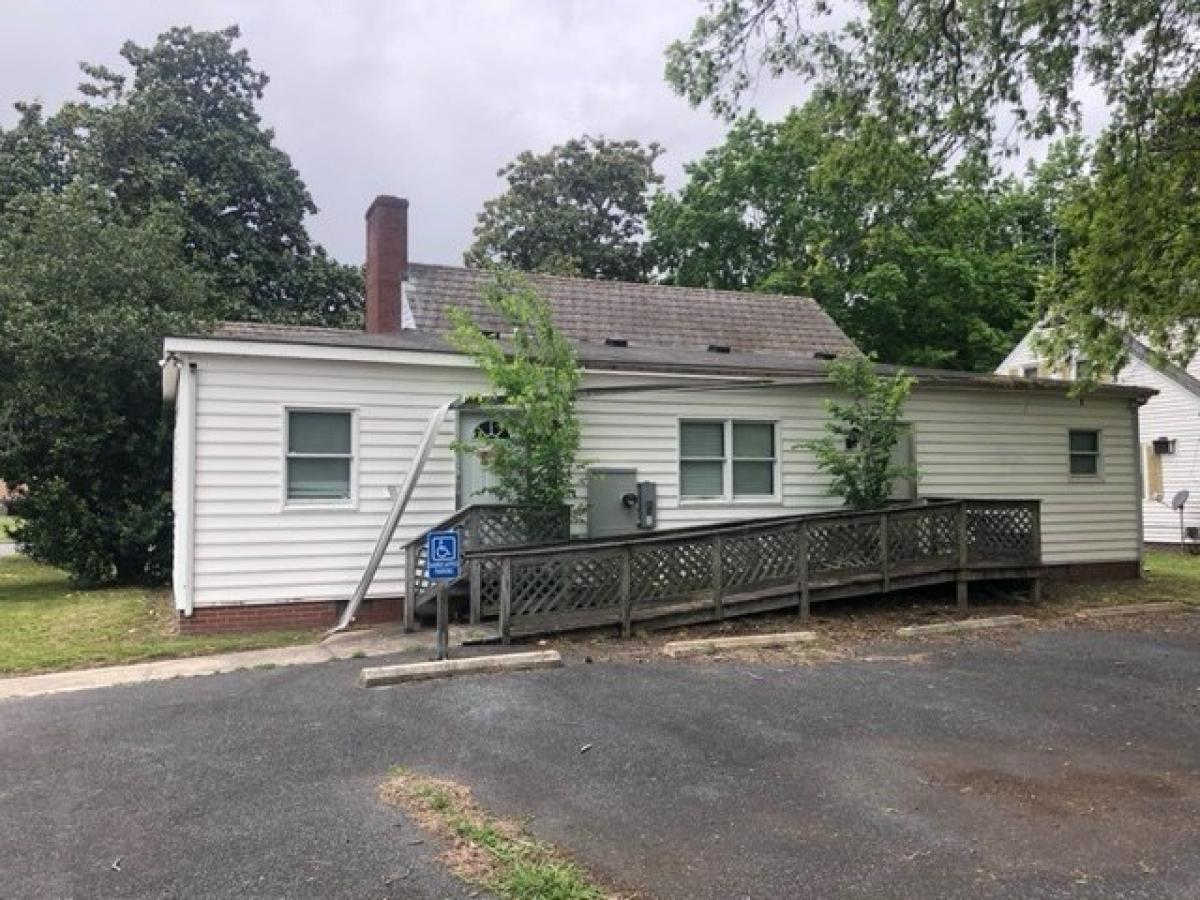 Picture of Home For Sale in Nassawadox, Virginia, United States
