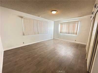 Apartment For Rent in Arcadia, California