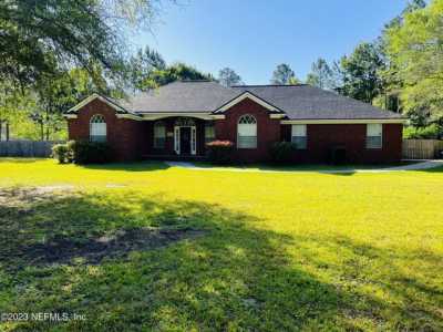 Home For Sale in Callahan, Florida