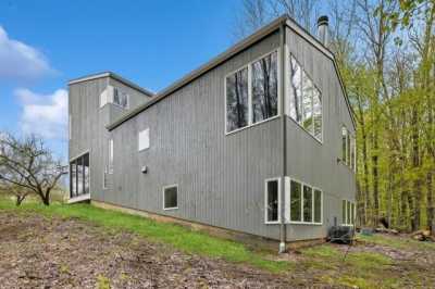 Home For Sale in Buchanan, Michigan