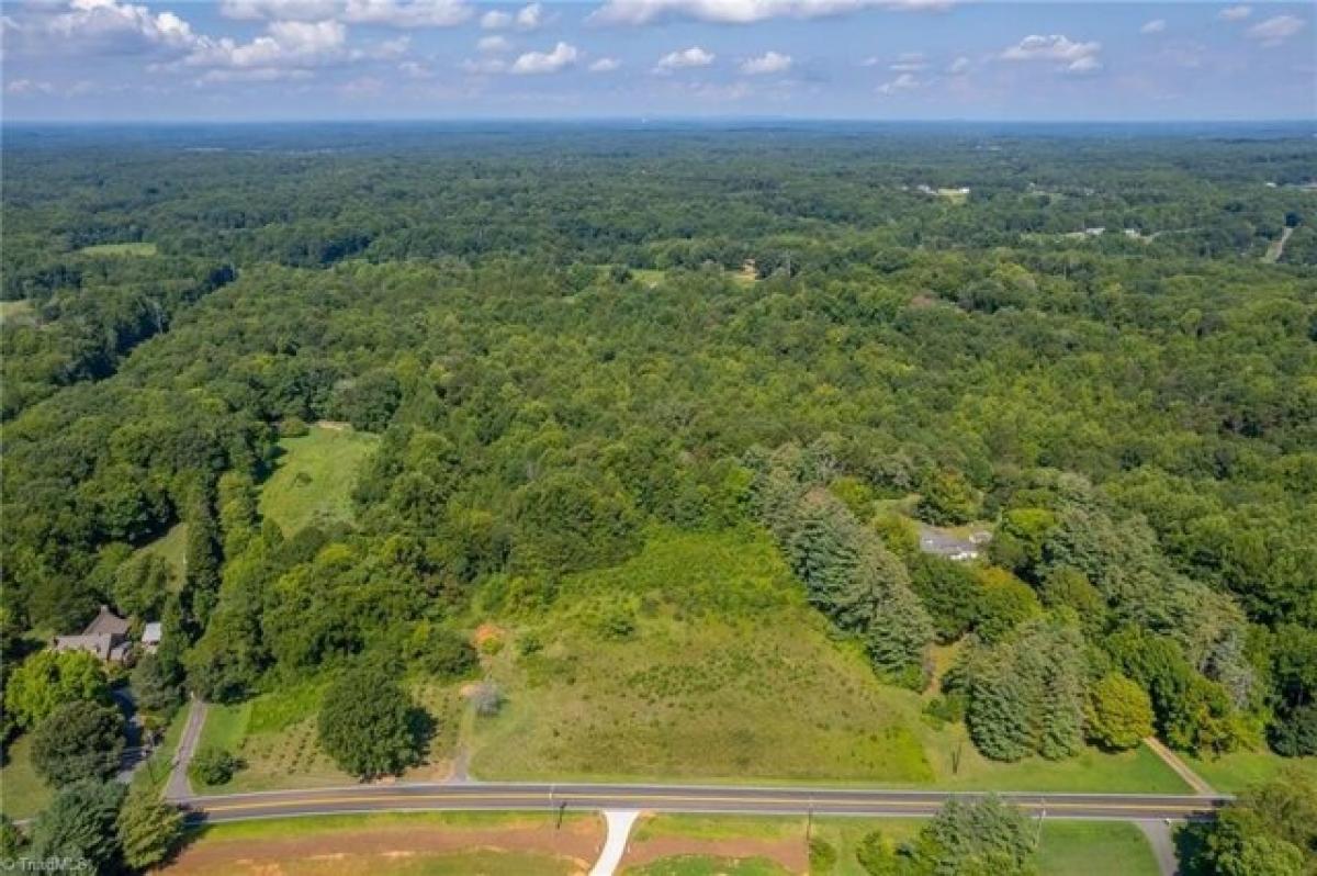 Picture of Residential Land For Sale in Clemmons, North Carolina, United States
