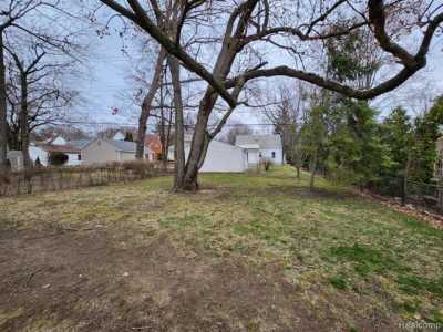 Residential Land For Sale in Warren, Michigan