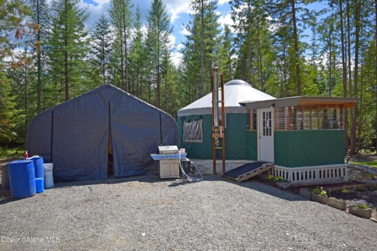 Picture of Home For Sale in Moyie Springs, Idaho, United States
