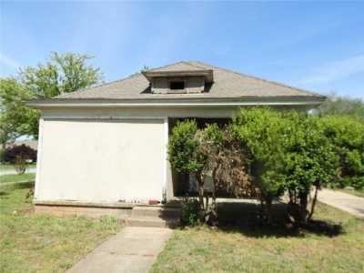 Home For Sale in Pauls Valley, Oklahoma