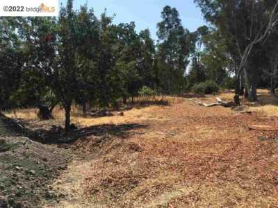 Residential Land For Sale in Pleasant Hill, California
