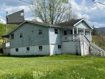 Home For Sale in Tazewell, Virginia