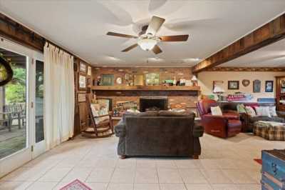 Home For Sale in Timberville, Virginia