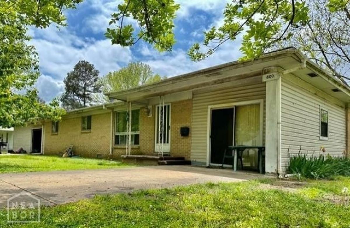 Picture of Home For Sale in Walnut Ridge, Arkansas, United States