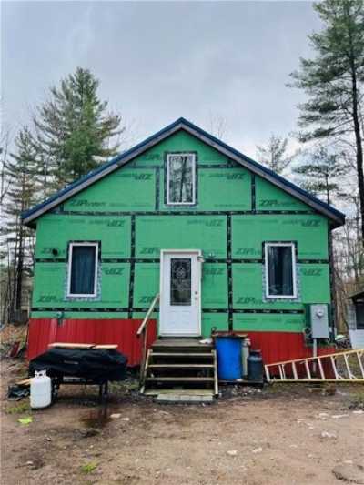 Home For Sale in Oswegatchie, New York
