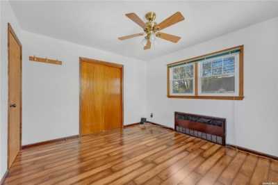 Home For Sale in Lynbrook, New York