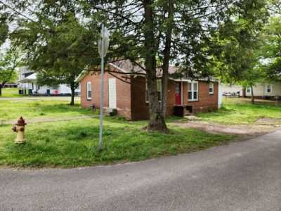 Home For Sale in Bruceton, Tennessee