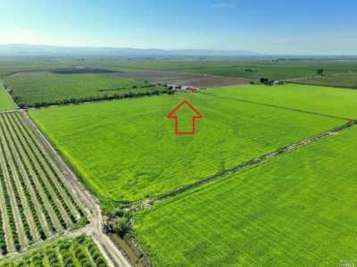 Residential Land For Sale in Dixon, California