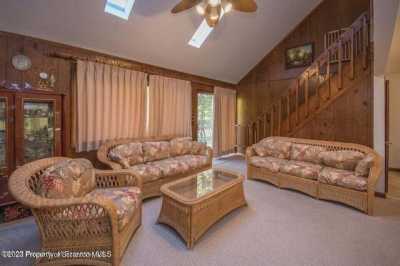 Home For Sale in Gouldsboro, Pennsylvania