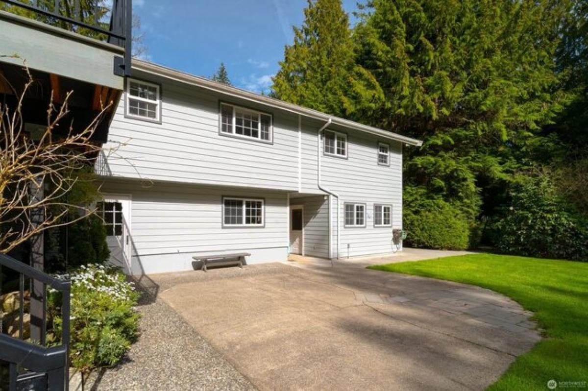 Picture of Home For Sale in Poulsbo, Washington, United States