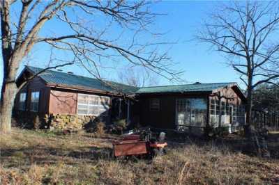 Home For Sale in Compton, Arkansas