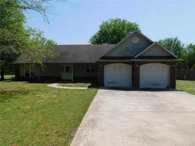 Home For Sale in Wagoner, Oklahoma