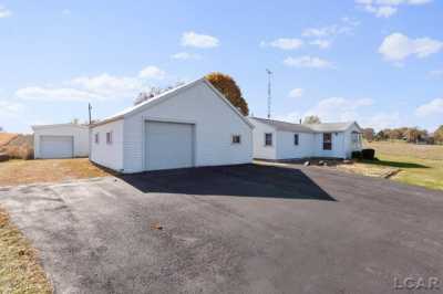Home For Sale in Tecumseh, Michigan