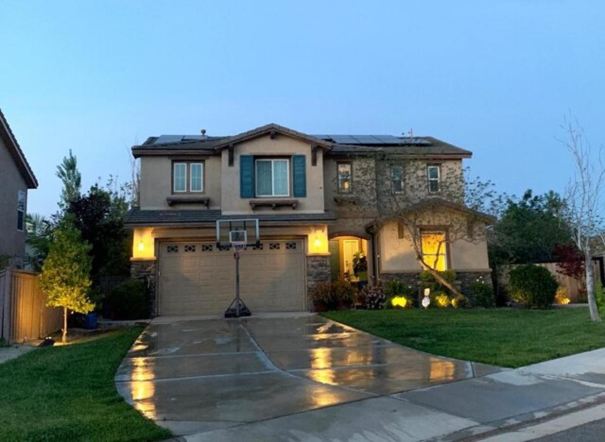 Picture of Home For Sale in Santa Clarita, California, United States