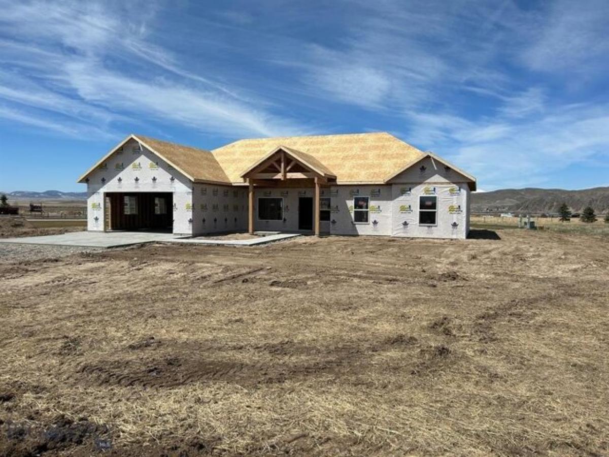 Picture of Home For Sale in Dillon, Montana, United States